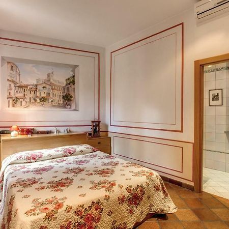 דירות רומא Lovely Flat By The Trevi Fountain מראה חיצוני תמונה