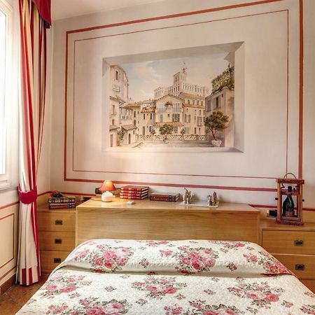 דירות רומא Lovely Flat By The Trevi Fountain מראה חיצוני תמונה