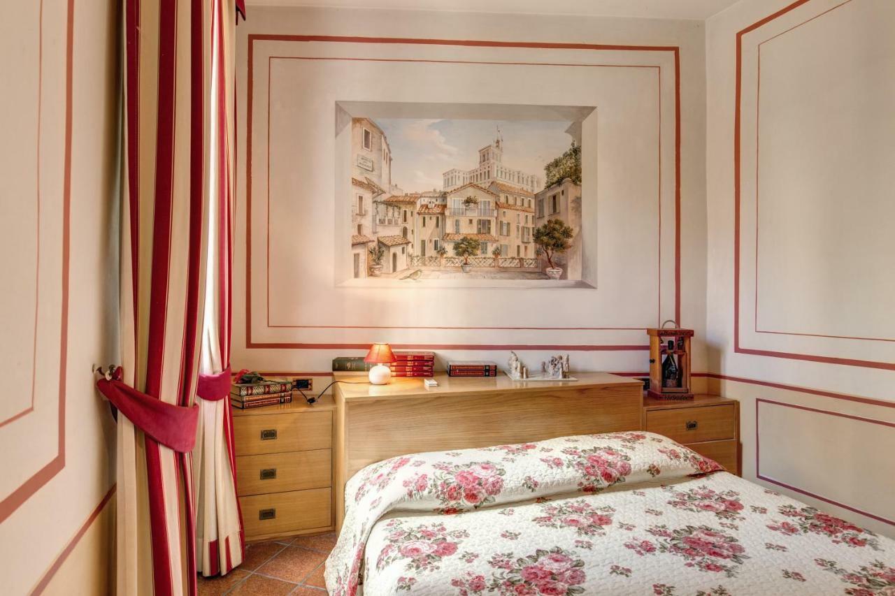דירות רומא Lovely Flat By The Trevi Fountain מראה חיצוני תמונה