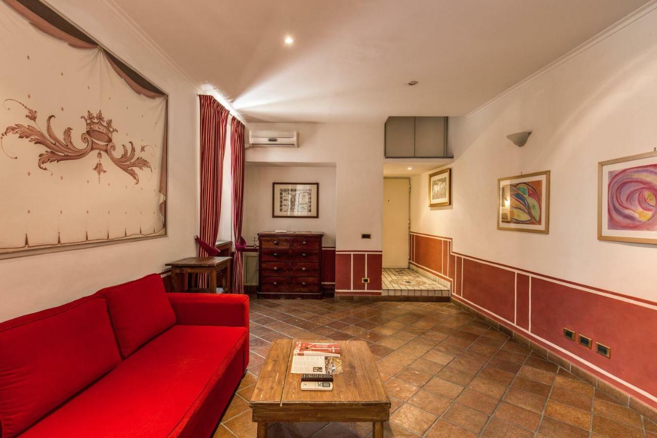 דירות רומא Lovely Flat By The Trevi Fountain מראה חיצוני תמונה