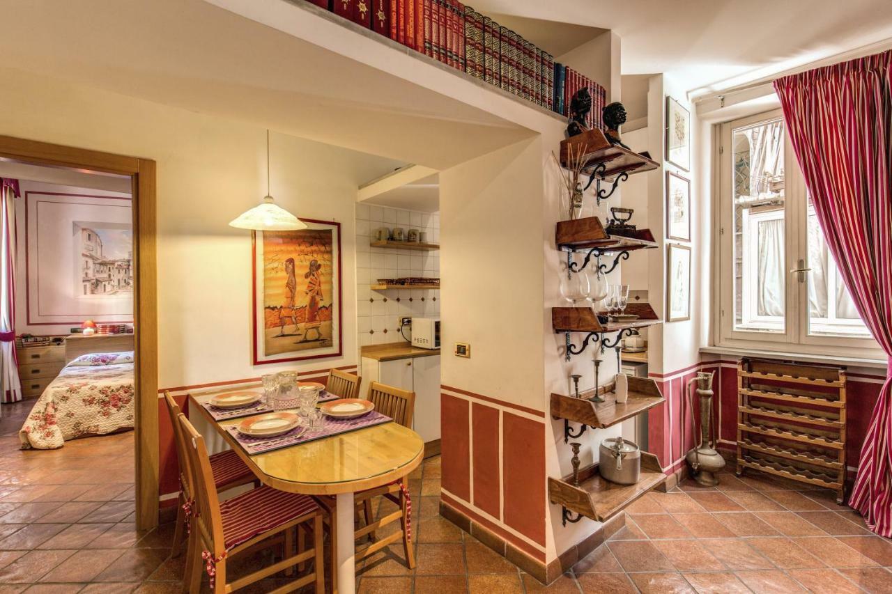 דירות רומא Lovely Flat By The Trevi Fountain מראה חיצוני תמונה